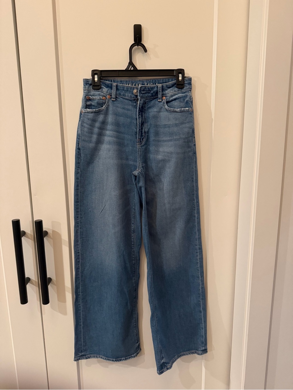 🦋 Sz 0 Reg AE Women’s Super High Rise Baggy Wide Leg Jeans in Light Blue Wash
